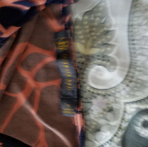 Outback Red Stretch Top Size M - Picture 3 of 3